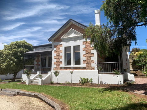 Karno House Mount Gambier - Local Heritage Listed - Phillip Island Accommodation 0