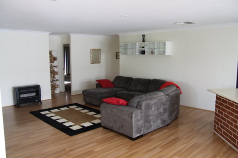 Mandurah Golf Links Retreat - Phillip Island Accommodation 2