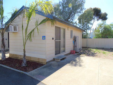 Moonta Bay Cabins - Cabin 2 - Phillip Island Accommodation 0