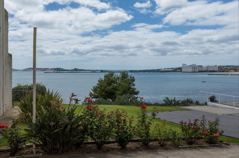 Spalding Lodge Unit 16 - Phillip Island Accommodation 0