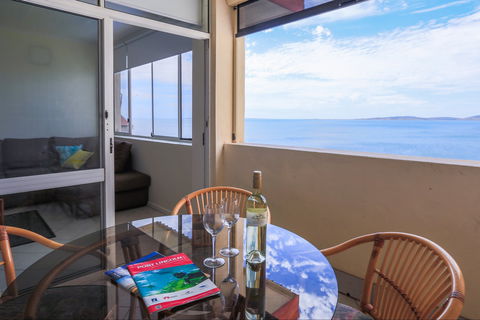 Spalding Lodge Unit 12 - Phillip Island Accommodation 0