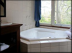 Forest Glade Olinda - Phillip Island Accommodation 1