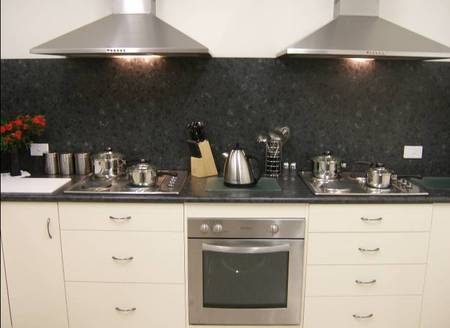 Astra Backpackers - Phillip Island Accommodation 0