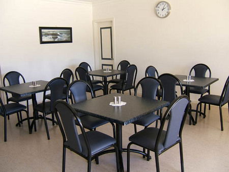 Astra Backpackers - Phillip Island Accommodation 4