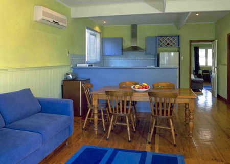 Cliffs Cottage - Phillip Island Accommodation 5