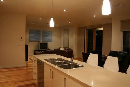 Boutique Stays - Waters Edge - Phillip Island Accommodation 4