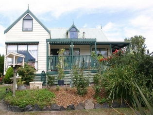 Alfay Cottage - Phillip Island Accommodation 0