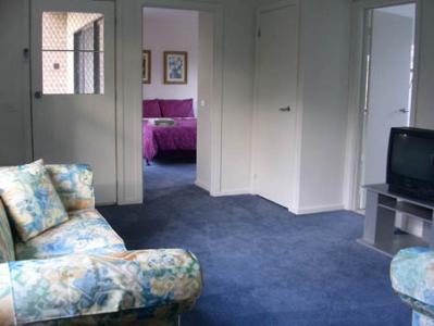 Central Cowes Family Townhouses - Phillip Island Accommodation 0