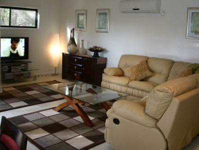 Central Cowes Family Townhouses - Phillip Island Accommodation 2