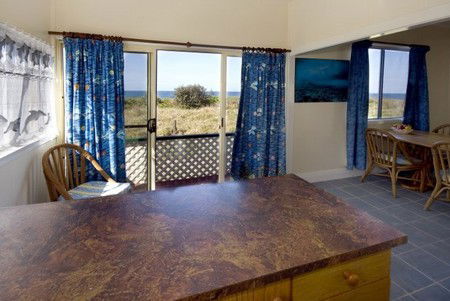 Annieseascape - Phillip Island Accommodation 4