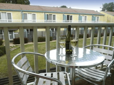 Summer East Serviced Apartments - Phillip Island Accommodation 3