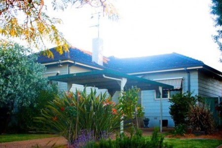 Straw Houses - Phillip Island Accommodation 0