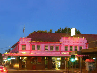 Monarch Motel Hotel - Phillip Island Accommodation