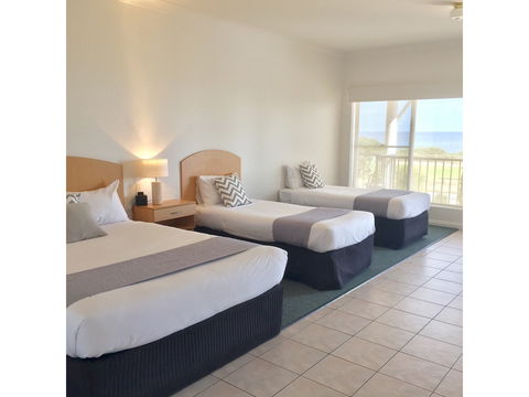 COAST Motel And Apartments - Phillip Island Accommodation 7