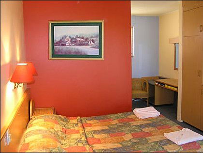 Annerley Motor Inn - Phillip Island Accommodation 0