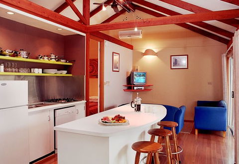 Arbour Cottage - Phillip Island Accommodation 0
