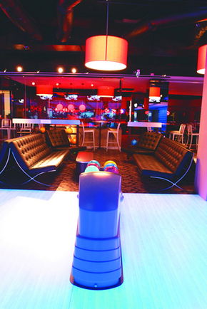 Strike Bowling Bar - King Street Wharf - Phillip Island Accommodation 3