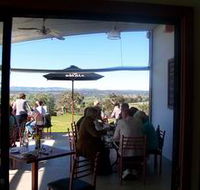Tenafeate Creek Wines - Phillip Island Accommodation