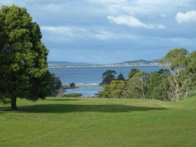 Kingston Beach Golf Club - Phillip Island Accommodation 0