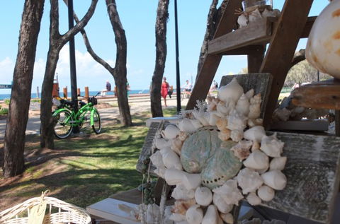 Burleigh Heads Markets - Phillip Island Accommodation 3