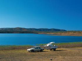 Lake Callide - Phillip Island Accommodation 0