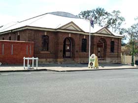 Portside Centre - Phillip Island Accommodation 0