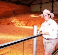 Dinosaurs and Opals Four Wheel Drive Track - Phillip Island Accommodation