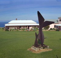 Robert Ulmann Studio - Phillip Island Accommodation