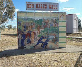 Ben Halls Wall - Phillip Island Accommodation 0