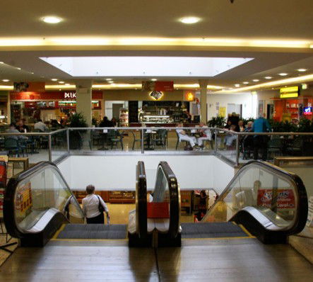 Castle Mall Shopping Centre - Phillip Island Accommodation 2