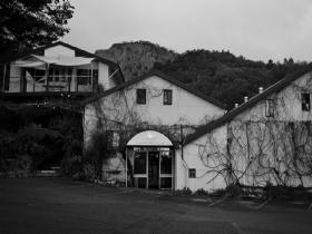 Amphora Wine Group - Phillip Island Accommodation 0