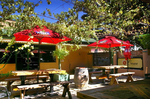 Crown Hotel Wentworth - Phillip Island Accommodation 2