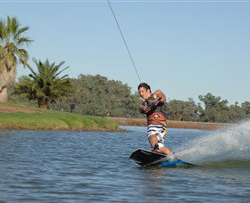 Gum Bend Lake - Phillip Island Accommodation 8
