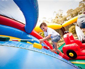 Savannah Visitor Plaza, Taronga Western Plains Zoo Dubbo - Phillip Island Accommodation 5