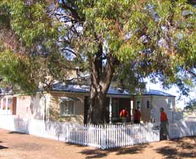 Lake Grace ACT Phillip Island Accommodation