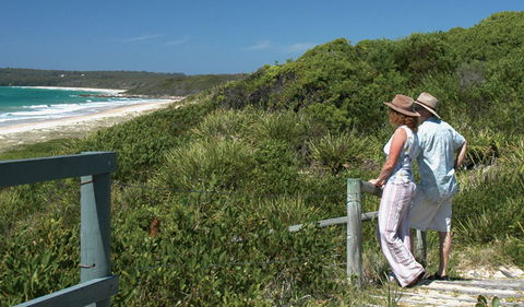 Little Llangothlin Picnic Area - Phillip Island Accommodation 1