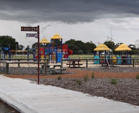 Frederick Square - Phillip Island Accommodation 1