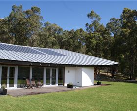 Barton Jones Wines - Phillip Island Accommodation 3