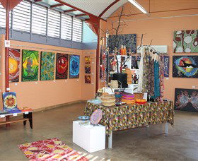 Dunghutti Ngaku Aboriginal Art Gallery - Phillip Island Accommodation 0