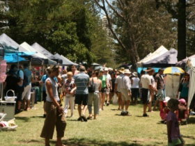 Burleigh Art And Craft Markets - Phillip Island Accommodation 1