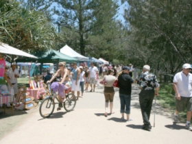 Burleigh Art And Craft Markets - Phillip Island Accommodation 2