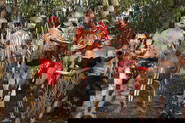 Didgeridoo Jam In The Park - Phillip Island Accommodation 0