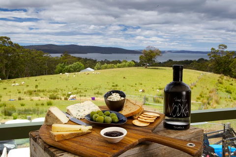Private Channel And Huon Valley Food Trip - From Hobart - Phillip Island Accommodation 0
