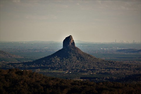 Maleny Booked Hire Services Sunshine Coast And Hinterland Buses And Private Cars - Phillip Island Accommodation 0