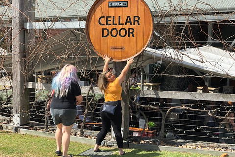 Sirromet Winery All Inclusive Lunch @ Lurleens, Tour, Tastings And Transfers - Phillip Island Accommodation 1
