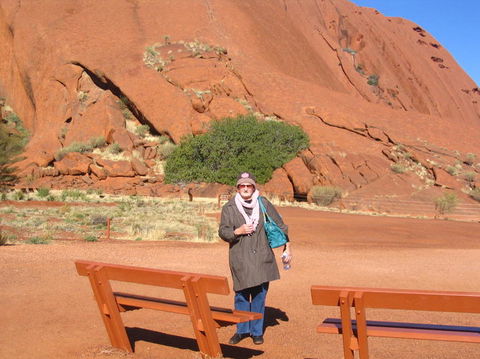 Uluru Small Group Tour Including Sunset - Phillip Island Accommodation 3