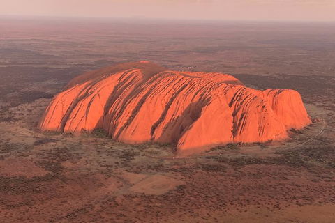 Scenic Flight: Uluru & Kata Tjuta - Phillip Island Accommodation 7