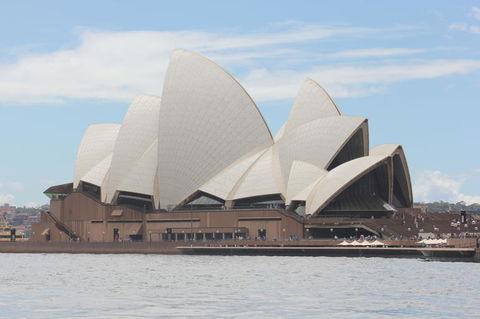 Sydney Harbour Hop-on Hop-off Cruise - Phillip Island Accommodation 7