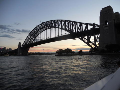 Sydney Harbour Hop-on Hop-off Cruise - Phillip Island Accommodation 9