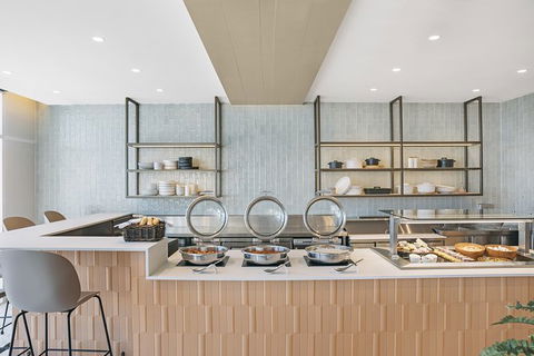 Sydney Airport Plaza Premium Lounge - Phillip Island Accommodation 8